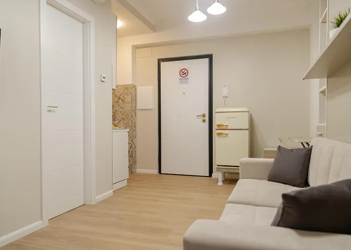 San Giovanni 200mt Metroc Monolocale Per 2 Al Centro דירה