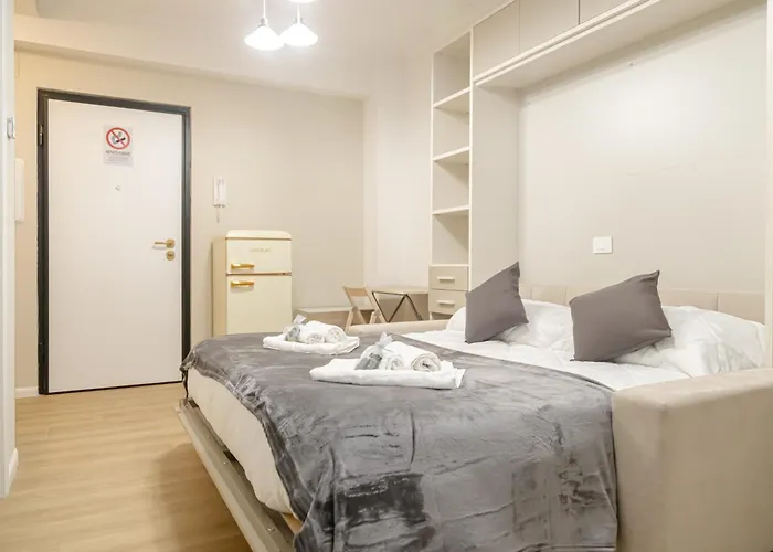 San Giovanni 200mt Metroc Monolocale Per 2 Al Centro * רומא