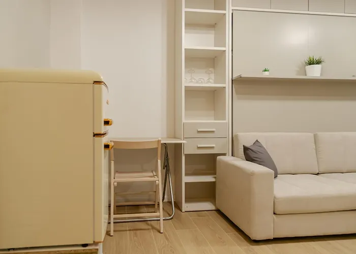 San Giovanni 200mt Metroc Monolocale Per 2 Al Centro רומא