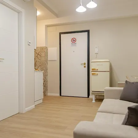 San Giovanni 200mt Metroc Monolocale Per 2 Al Centro Appartement
