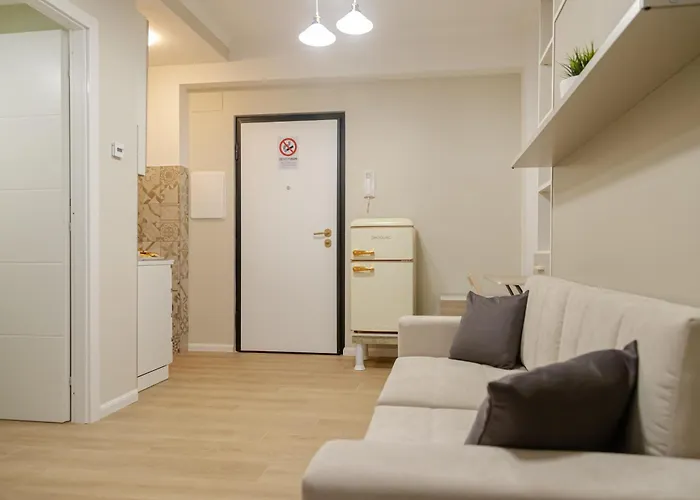 Appartement San Giovanni 200mt Metroc Monolocale Per 2 Al Centro