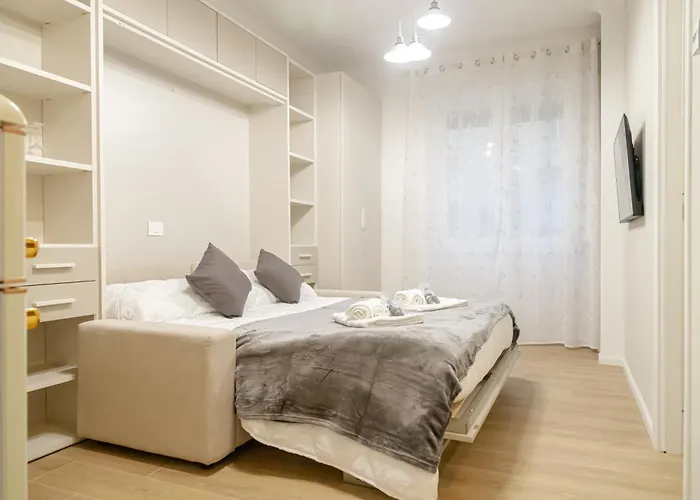 Appartement San Giovanni 200mt Metroc Monolocale Per 2 Al Centro Rome